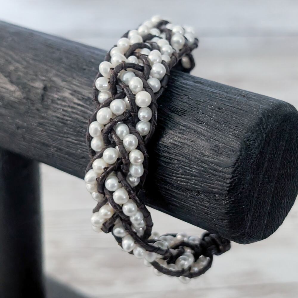 Adjustable Bracelet Faux Pearl & Brown